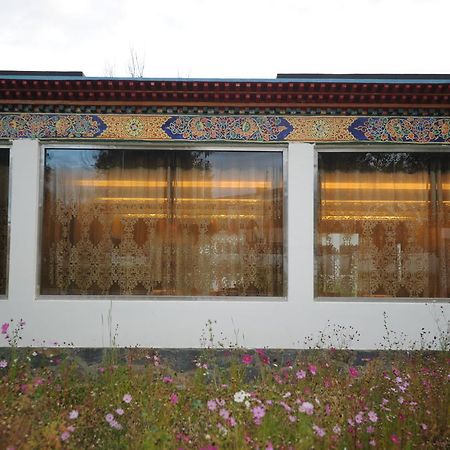 Wanrun International Resort Hotel In Tibet Xigaze Ngoại thất bức ảnh