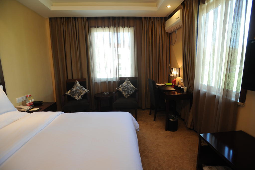 Wanrun International Resort Hotel In Tibet Xigaze Phòng bức ảnh