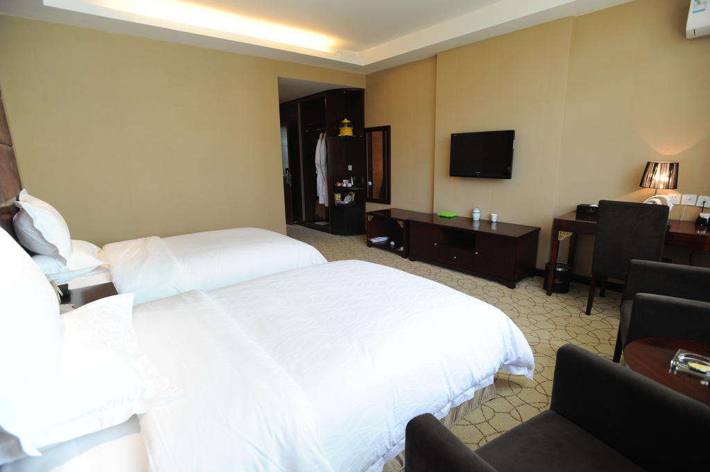 Wanrun International Resort Hotel In Tibet Xigaze Phòng bức ảnh
